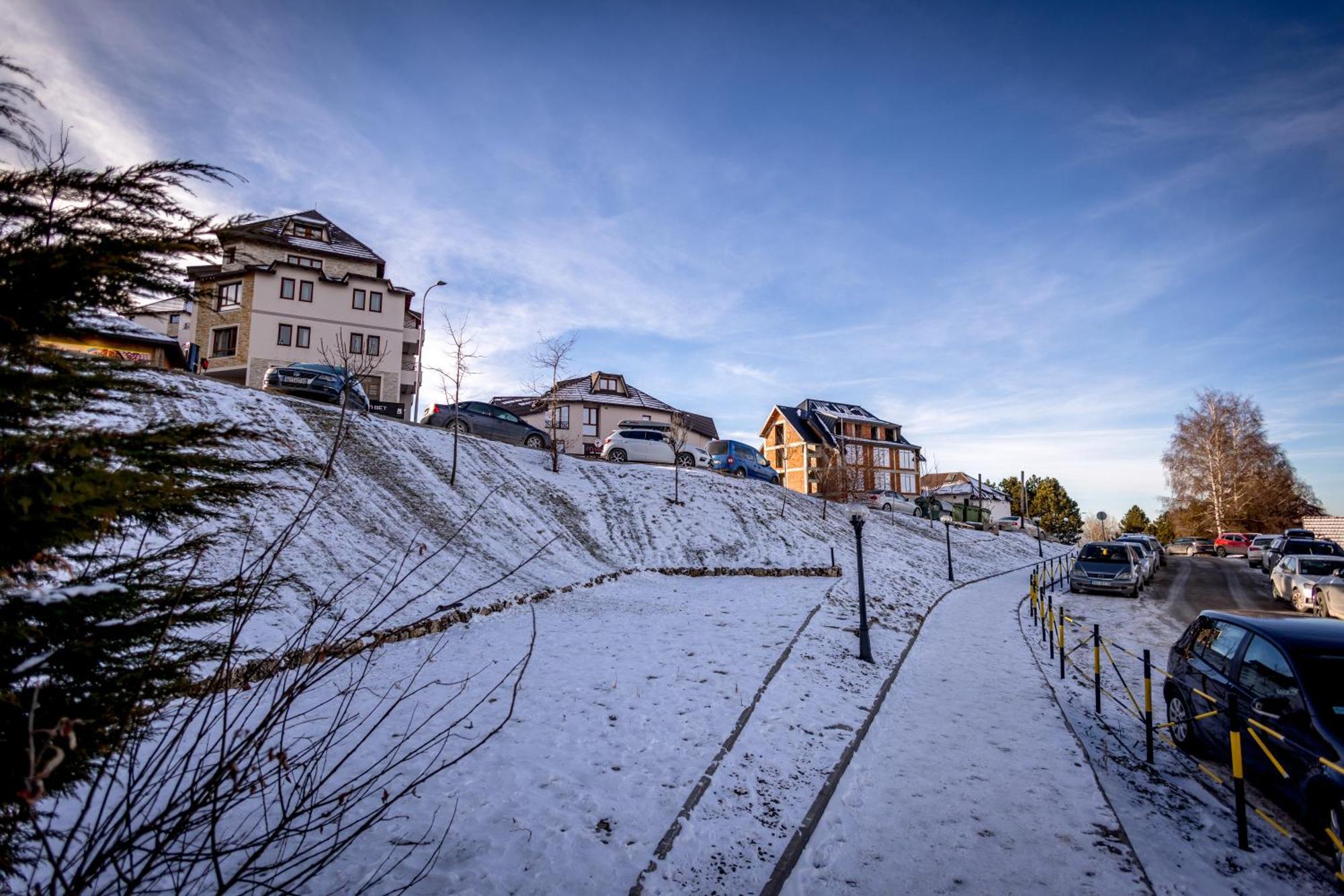 Alethea Lux Apartments, Milmari Apartment *