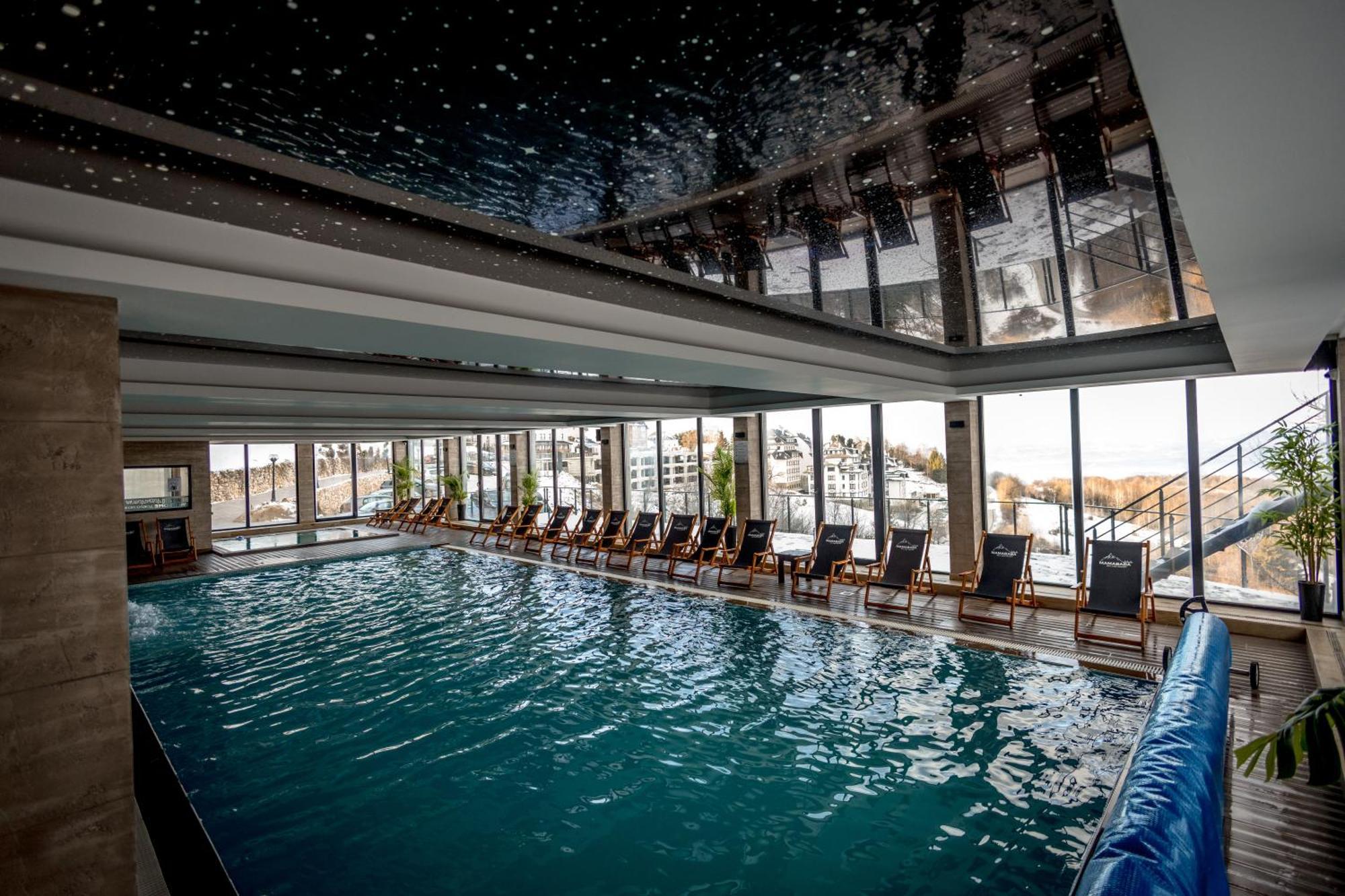 Alethea Lux Apartments, Milmari